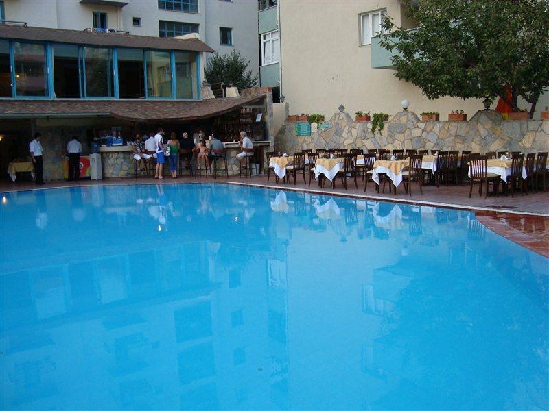 Uslan Hotel Кушадасы Экстерьер фото