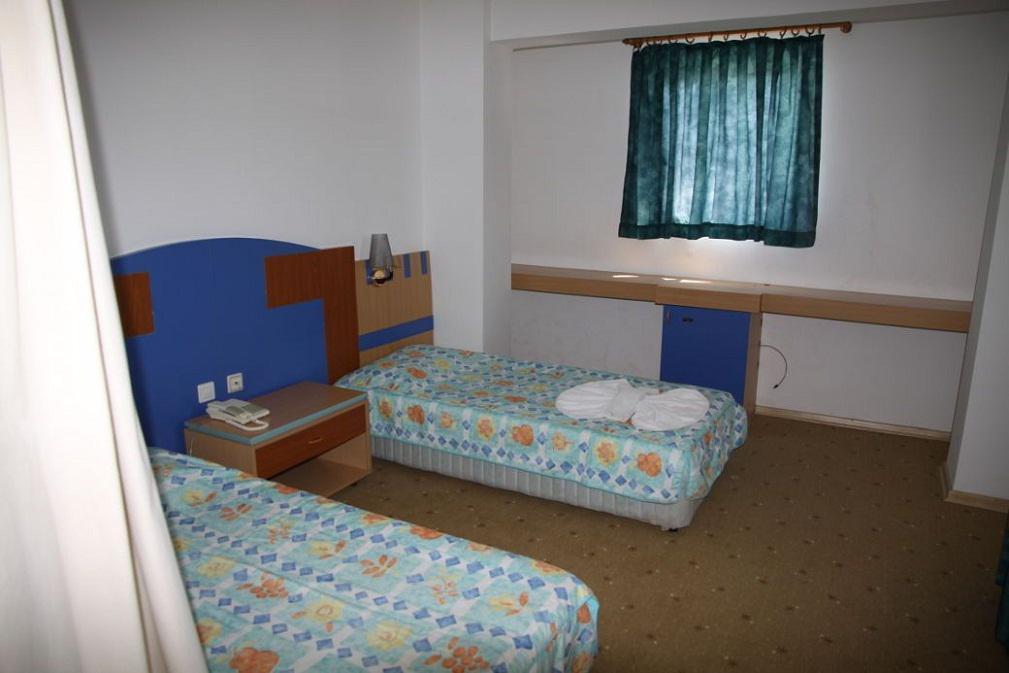Uslan Hotel Кушадасы Экстерьер фото