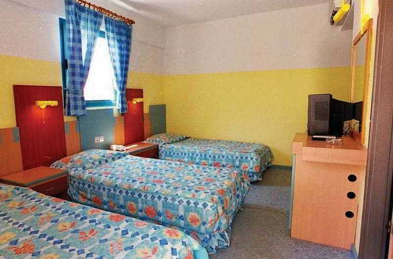 Uslan Hotel Кушадасы Экстерьер фото