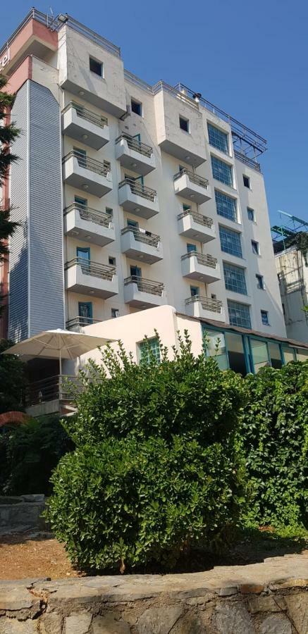 Uslan Hotel Кушадасы Экстерьер фото